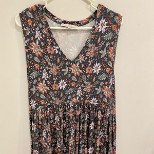 Knee-length fall colors dress